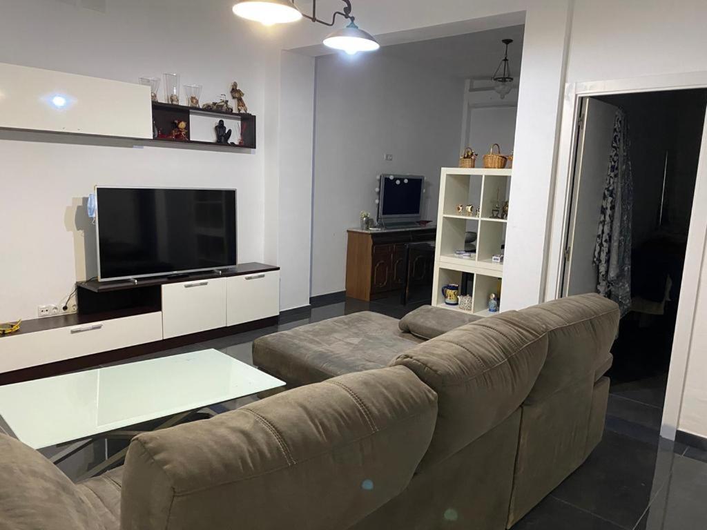 Villa Casa Reformada Con Terraza/Wifi/Aire Acondicionado à Séville Extérieur photo